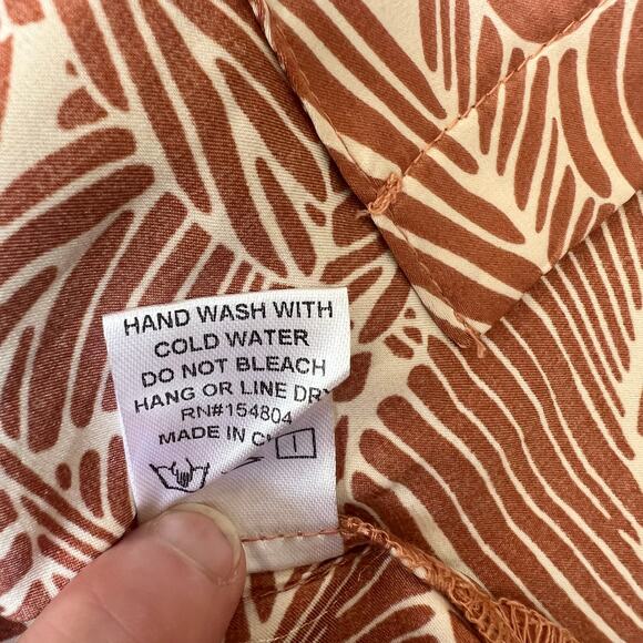 New W/ Tags Blush & Day Medium Silky Long-Sleeve Botanical Print Blouse - Picture 7 of 13